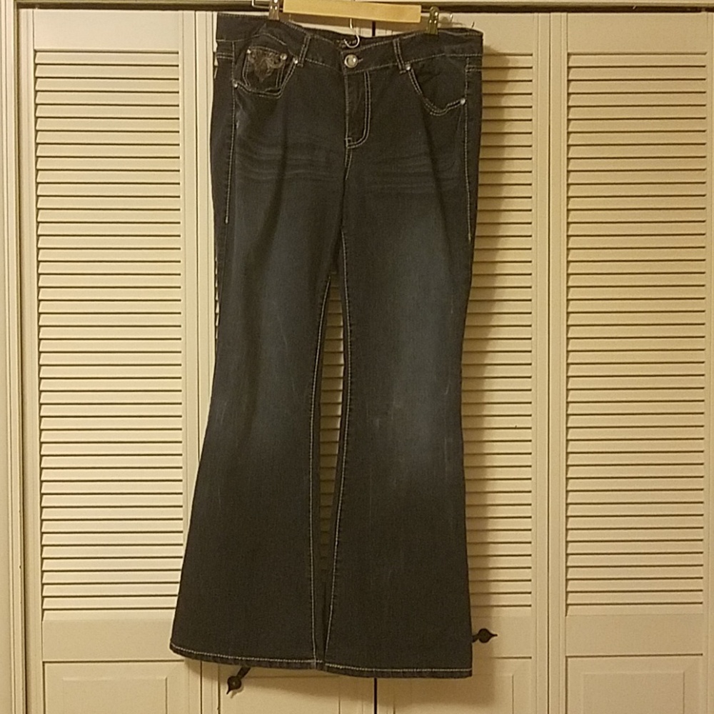 Flared Jeans